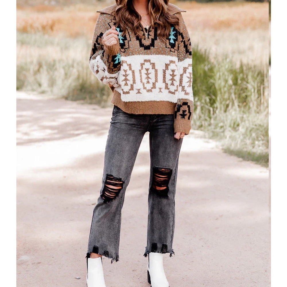 Piney River Black Distressed Strait Leg Jeans Amber Massey X Pink Lily